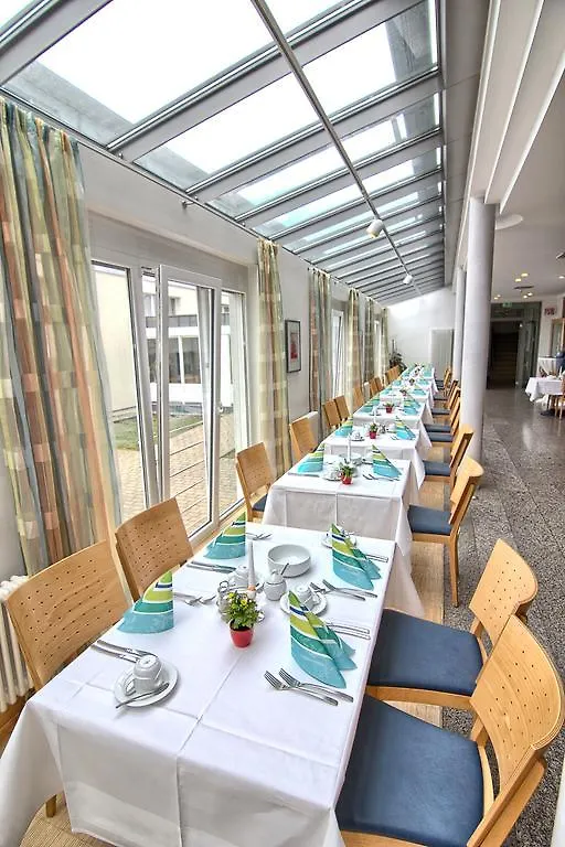 Hotel Am Froschbaechel Bühl 3*,